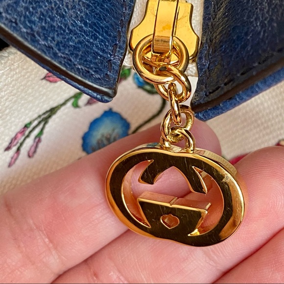 Gucci #550140 Large Linea Canvas Tote - Picture 4 of 16